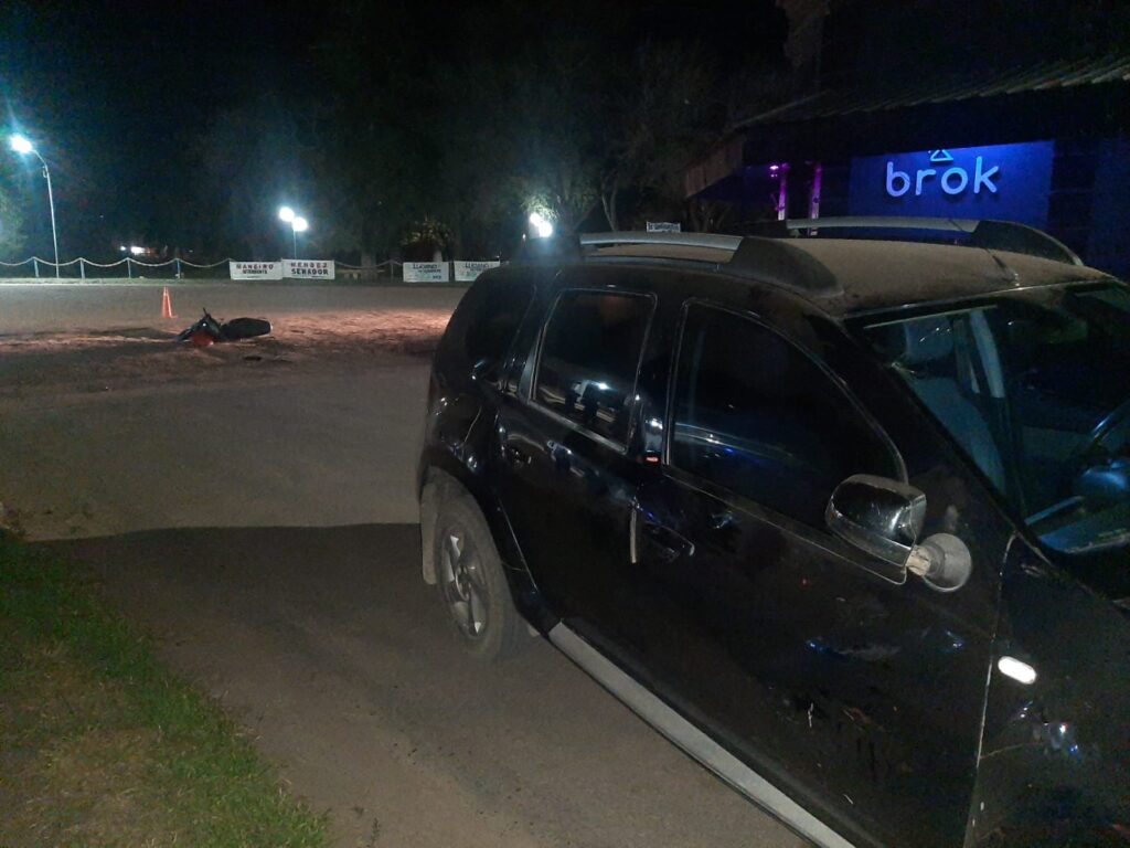 Chocó con la moto y quedó retenida por anomalías en sus partes numéricas