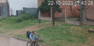 (Video completo) Delincuente ingresó a una vivienda, robó y quedó escrachado; sin respuesta de la justicia