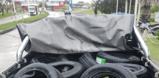 Personal Caminero Túnel intercepto una camioneta con cubiertas de contrabando con destino a Concepción del Uruguay