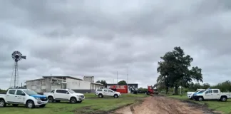 Federal: Rescataron a un hombre que quedó varado cuando salió de travesía en piragua por el Río Gualeguay