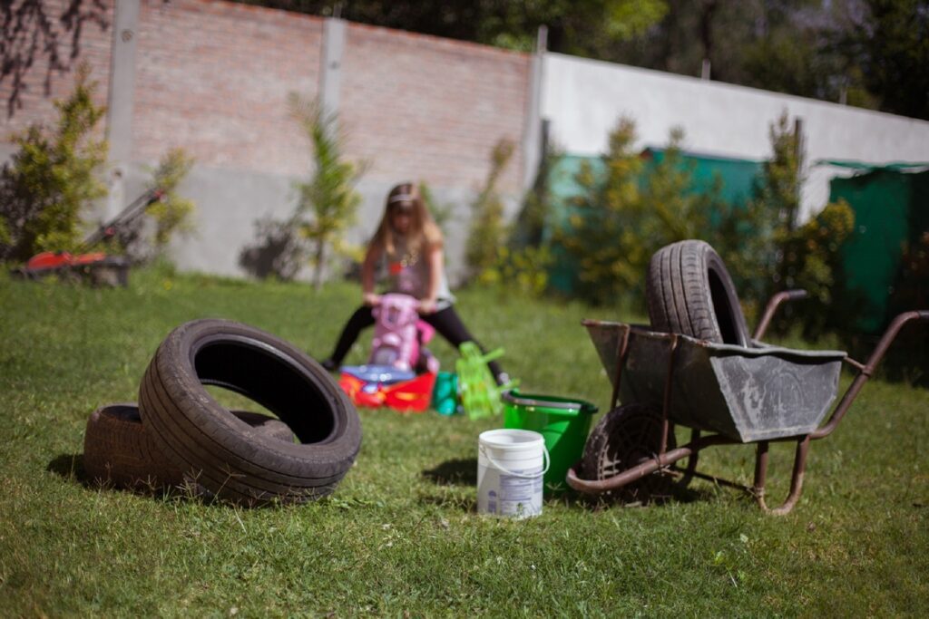 Salud insta a reforzar las medidas de prevención por el aumento de casos de dengue y covid-19