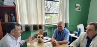 Oliva gestionó la continuidad de obras paralizadas ante Vialidad Provincial