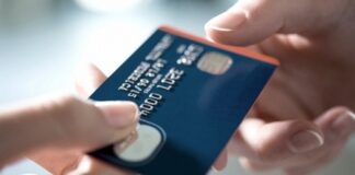 Chau «Ahora 12»: Gobierno ultima detalles de un nuevo programa de compras en cuotas