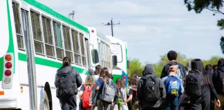 El Estado provincial garantiza el transporte escolar rural para el ciclo lectivo 2024