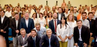 Frigerio e intendentes suscribieron un compromiso para transparentar cuántos funcionarios hay y cuánto cobran