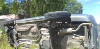 R39. Caseros: Un auto volcó y su conductor sufrió lesiones