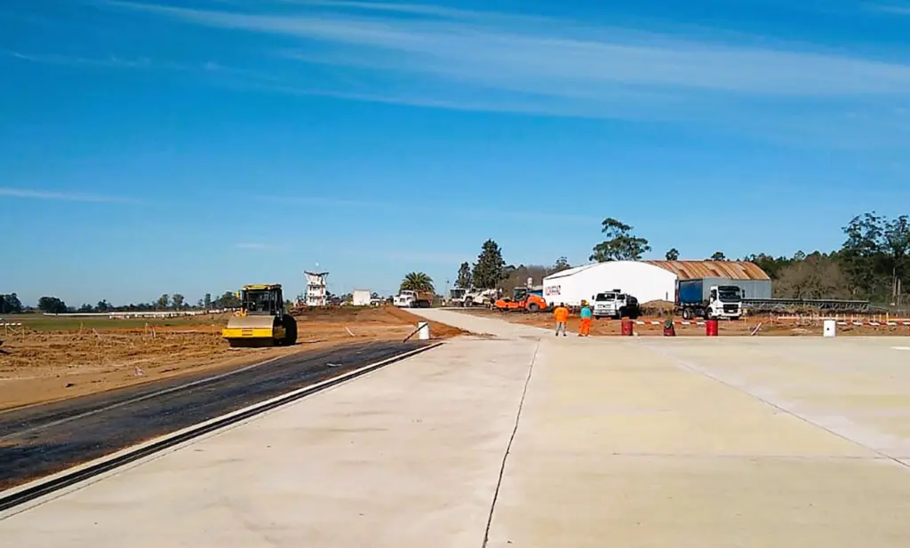 Avanza en Concordia la obra de un aeropuerto que tendrá impacto regional