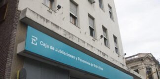 Analizan subir los aportes de quienes más ganan para reducir el déficit de la Caja de Jubilaciones