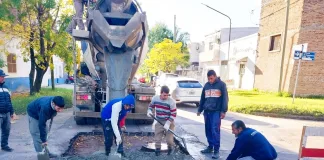 La Municipalidad continúa bacheando las calles de la ciudad