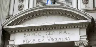 BCRA bajó la tasa de interés diez puntos hasta 70%