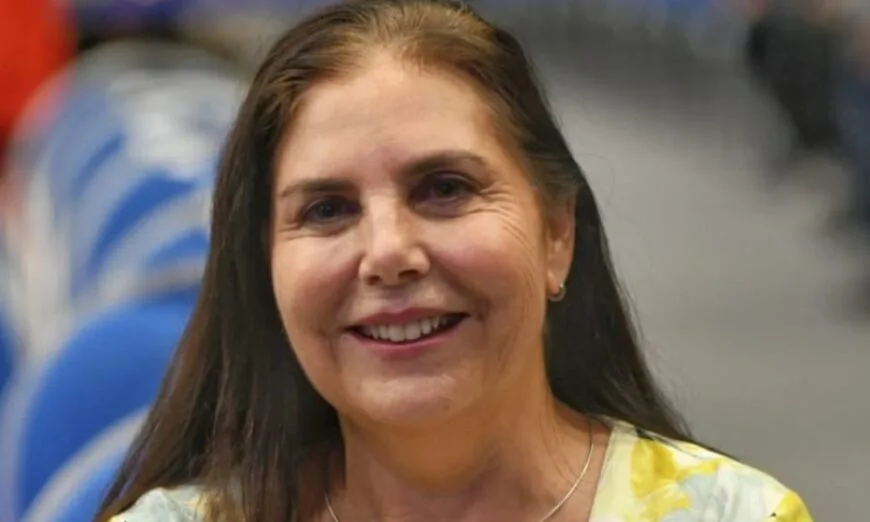 Lena propicia erradicar el uso del papel
