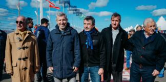 El gobernador concurrió al TC en Concepción del Uruguay en el 10º aniversario de su autódromo