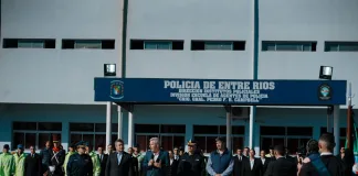 Frigerio anunció la creación de la Carrera Administrativa en la Policía de Entre Ríos