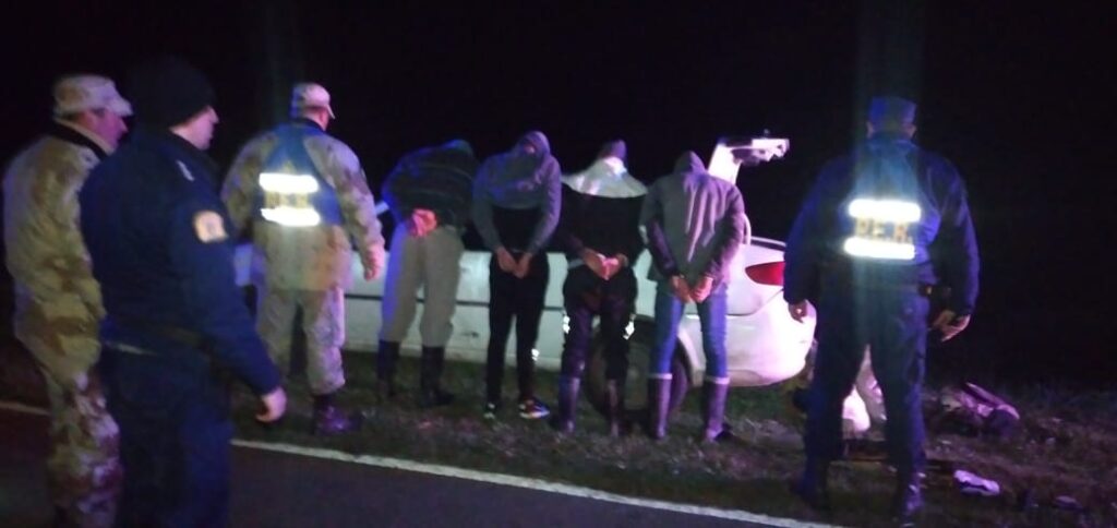 Cuatro Detenidos por Abigeato en Gualeguay: Secuestran arma de fuego, remis y animal faenado