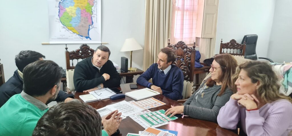 Rossi le ratificó a Maneiro, el apoyo del Socialismo a la reforma política