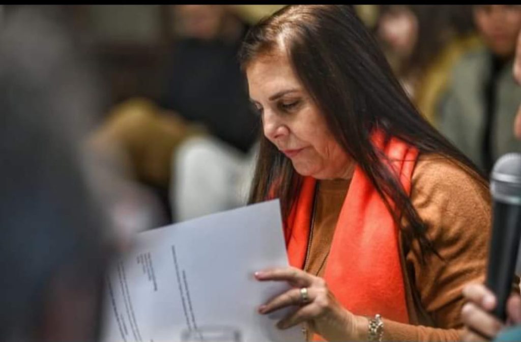 Despacho favorable a propuesta de la diputada Lena de fomento a proyectos culturales y artísticos