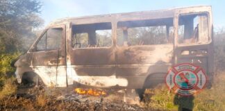 El incendio de una camioneta abandonada provocó el incendio de pastizales en zona Villa del Carmen