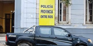 Descubren a un albañil en posesión de una camioneta adulterada