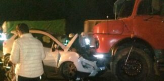 Choque frontal en Ruta 130 en acceso a tránsito pesado de Villa Elisa