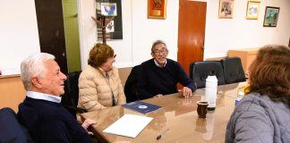 Lauritto con autoridades de “Casa del Menor”