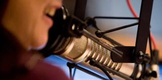 Comunicado delegación Salco Concepción del Uruguay/El Gobierno cierra Los Micrófonos en LT11 en el día de los locutores