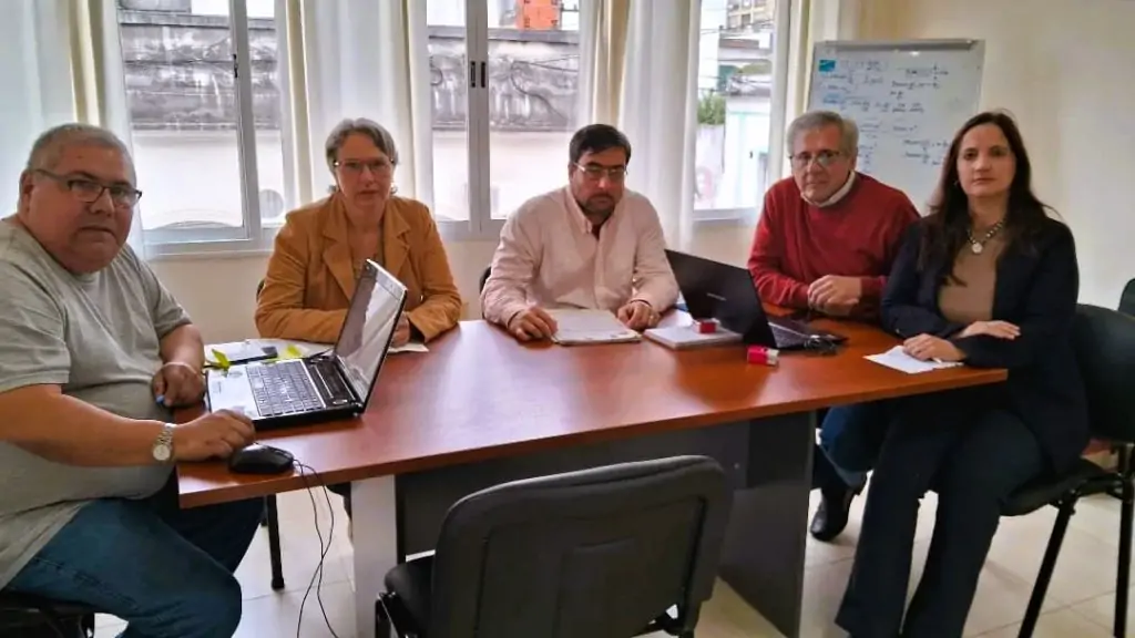 Autoridades Debaten sobre el Tratamiento de Residuos Sólidos Urbanos