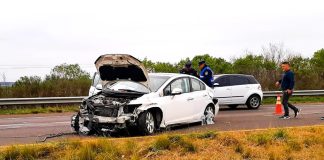 Una Familia alemana salió ilesa tras chocar contra el guardarraíl en la Autovía Artigas