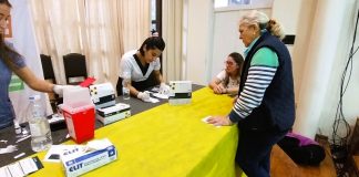 Con testeos y vacunación, la ciudad acompañó la Semana de la Hepatitis