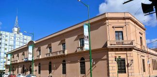 Rossi pide que se emita una moneda por los 175 años del Colegio Nacional del Uruguay