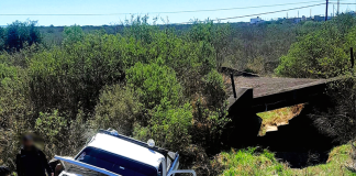 Ruta 39: Por un desperfecto mecánico una camioneta despistó y volcó en zona Hipódromo