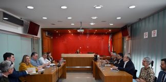 El gobierno elevó una nueva propuesta de recomposición salarial a los docentes