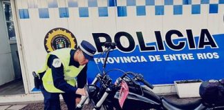 Puesto de Control Vial de Brazo Largo Detiene una Harley Davidson con Documentación Apócrifa