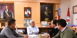 Lauritto con intendentes del departamento Uruguay