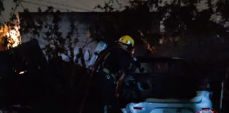 Se incendió un vehículo en el Barrio Zapata