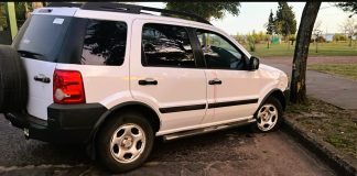Joven alcoholizado se chocó un árbol