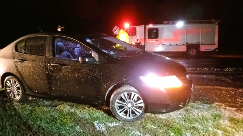 Despiste de un automóvil en Ruta N°12 tras las inclemencias del tiempo