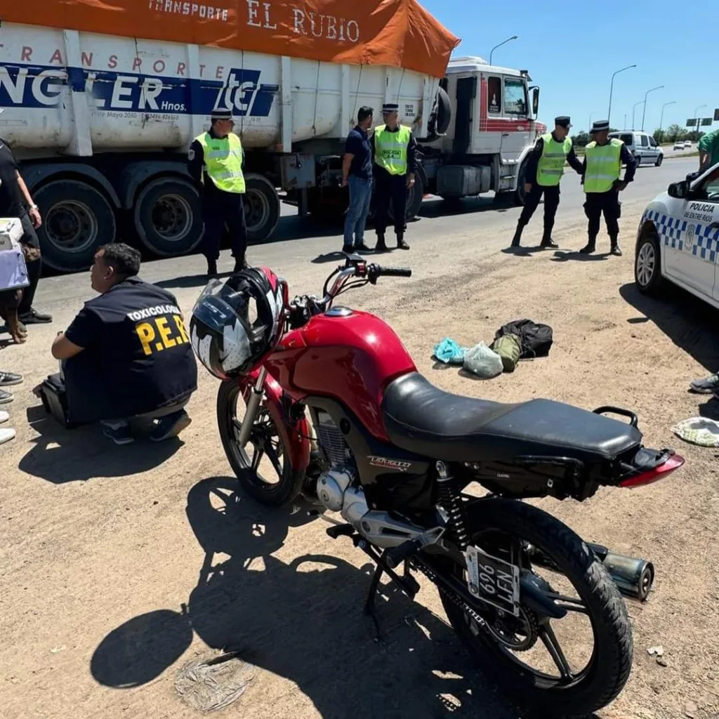 Detienen a dos personas con estupefacientes en un operativo vehicular en Gualeguaychú