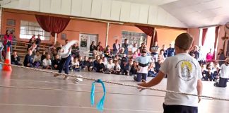 La escuela San Martín de Santa Anita presentó el deporte paralímpico goalball