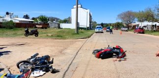 Grave colisión entre motocicletas deja dos heridos
