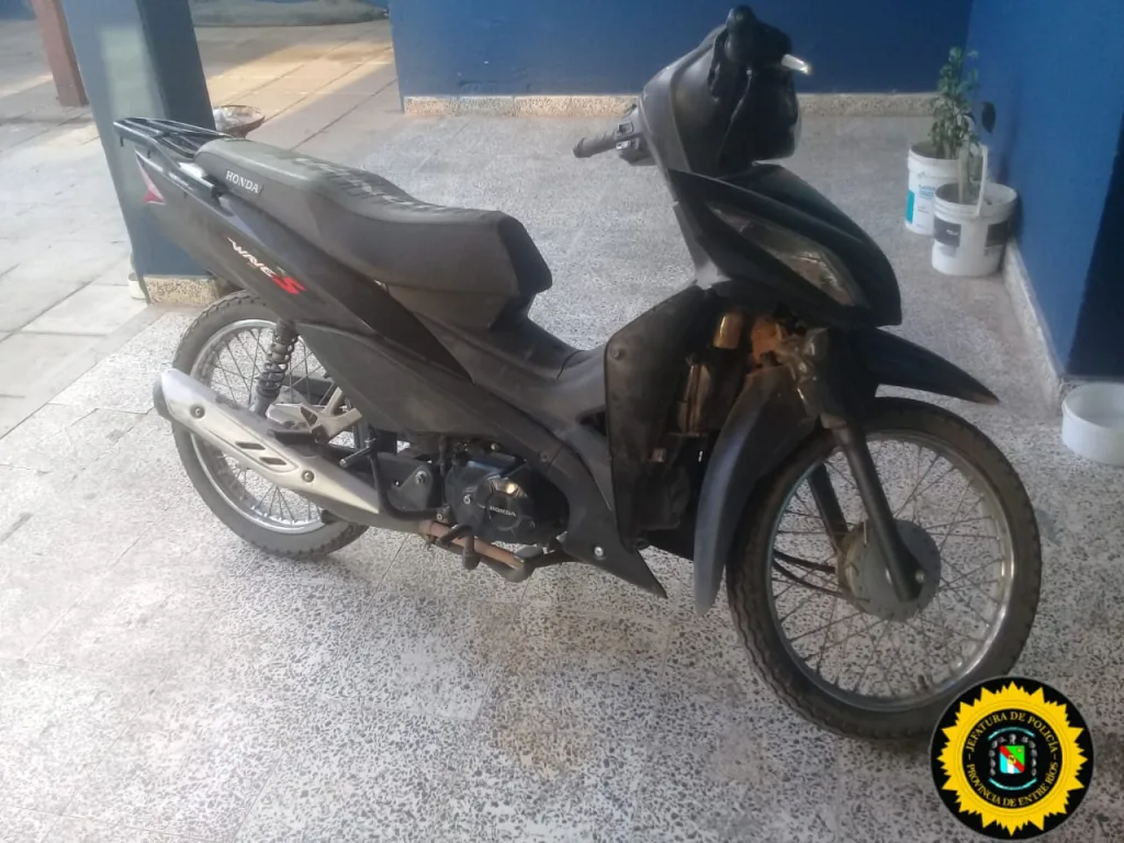 Robo y rápida recuperación de una motocicleta en Villa Mantero