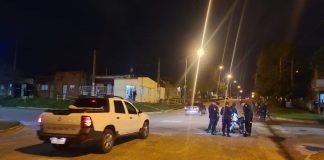 Choque entre dos motocicletas y una menor que esperaba el colectivo dejó a la niña con lesiones leves