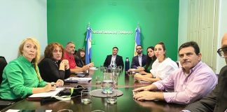 El gobierno provincial mejoró la propuesta salarial para los trabajadores estatales