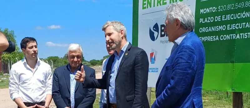 Frigerio anunció una obra millonaria en un terreno que Milei quiere rematar