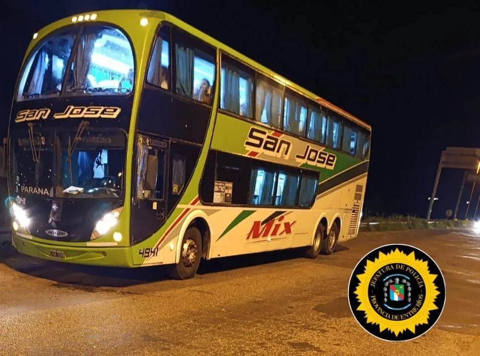 Secuestran Cocaína y Detienen a un Pasajero en Puesto Caminero Rosario-Victoria