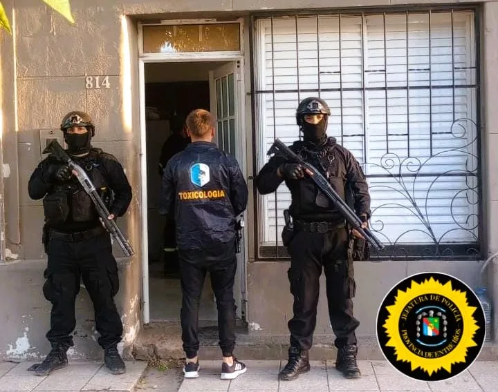 Desarticulada Red de Narcotráfico: 27 Allanamientos Simultáneos y 13 Detenciones en Entre Ríos y Santa Fe