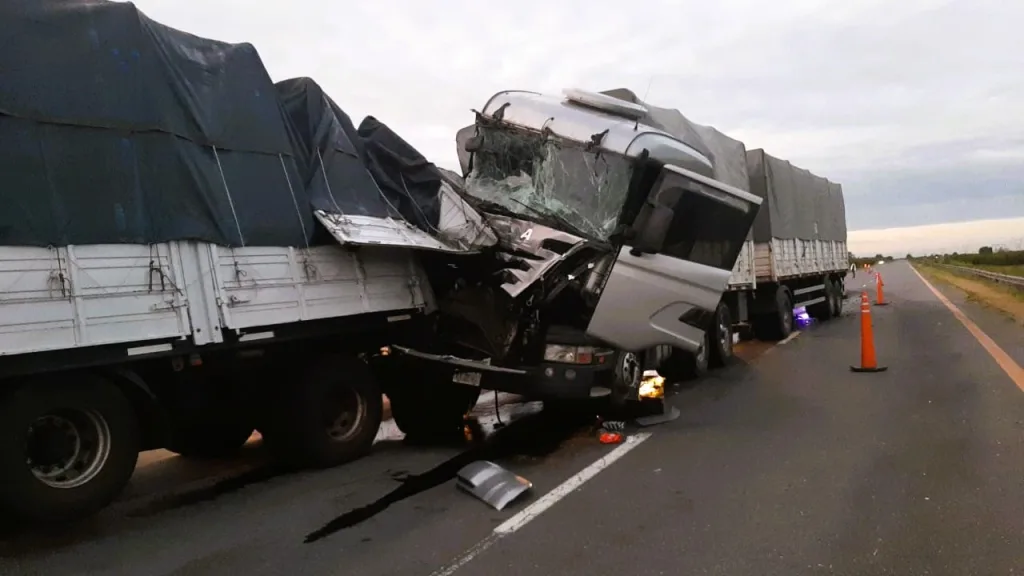 Ruta Nacional 14: Choque de Camiones en Ceibas