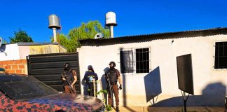 Cuatro allanamientos por narcotráfico en Concordia, detenciones y secuestro de drogas, armas y dinero