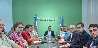 Gobierno y docentes firmaron un acuerdo paritario que garantiza la finalización del ciclo lectivo con normalidad