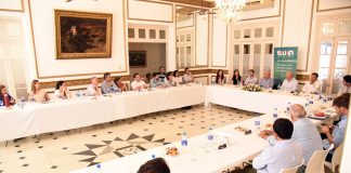 Lauritto con la Unión Industrial Entrerriana