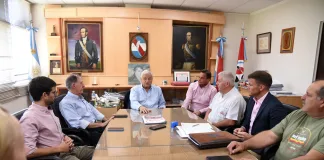 El Municipio e “Insecol” firmaron escritura de radicación en el Parque Industrial